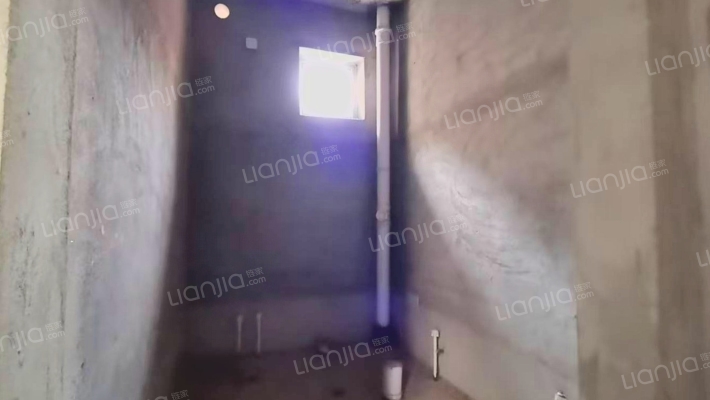 北京西南 京都颐和城264平南入户 大院子的联排别墅-卫生间C