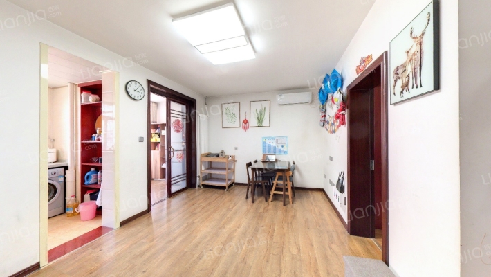 石家庄市工商局西区宿舍二手房实景图