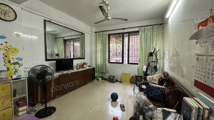 食出综合楼二手房实景图