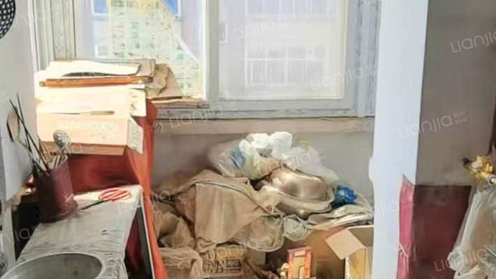 板楼社区，好楼层，采光无遮挡 七十年大产权-厨房