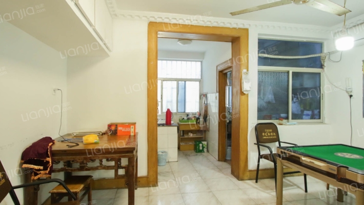 盐化厂生活院二手房实景图