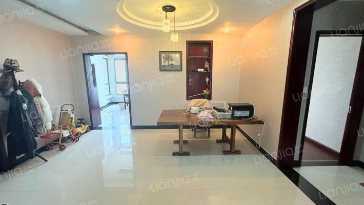 鑫惠花园中区二手房实景图