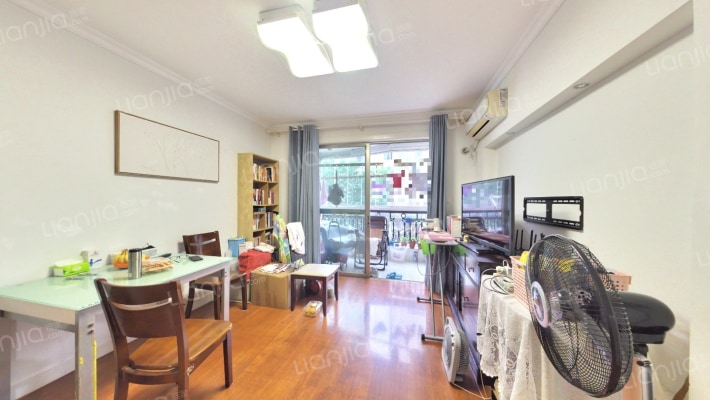 万里真欣园二手房实景图