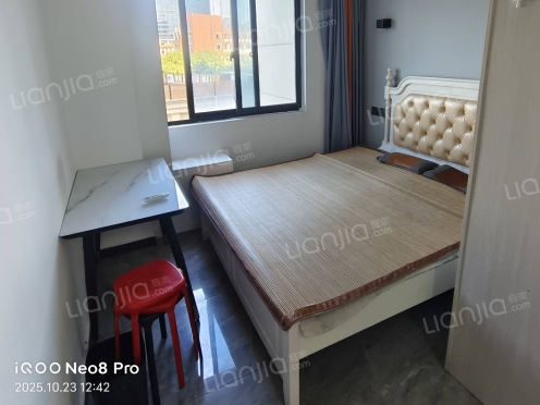 合租·尚悦园 5居室 北卧