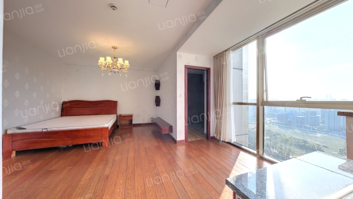 中栋国际二手房实景图