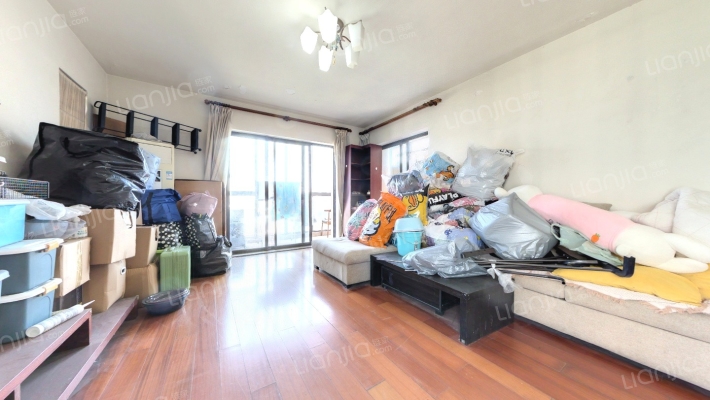 东湖大郡一期西区二手房实景图