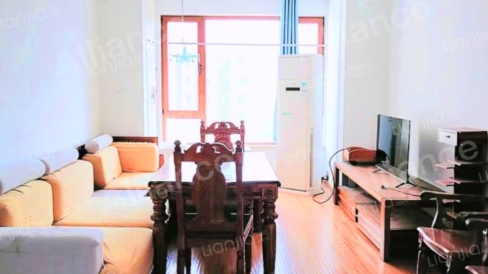 高铁新干线 2室2厅 南-客厅