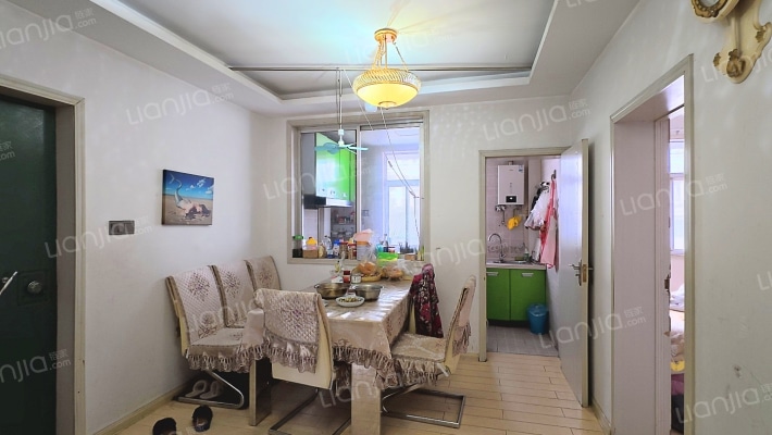 新民东路回迁楼二手房实景图