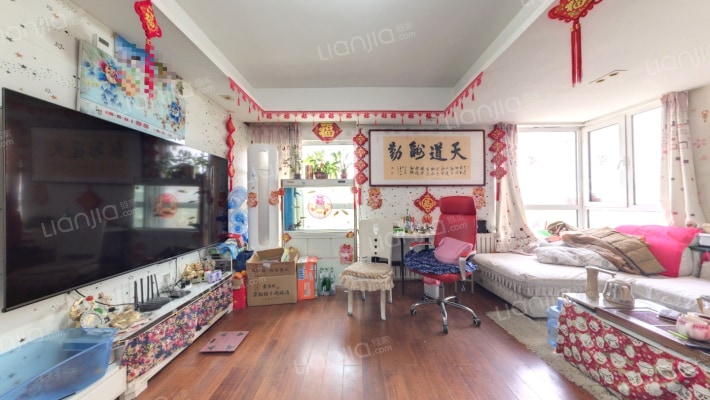 皇冠国际二手房实景图