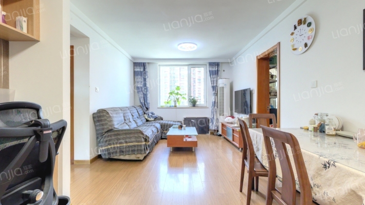 东海仪园二手房实景图