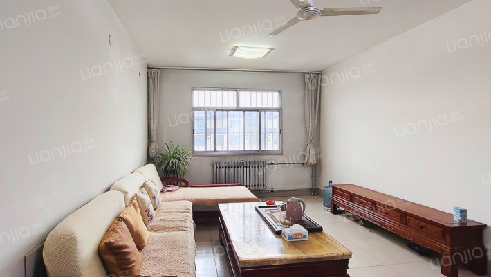 迎客松小区二手房实景图