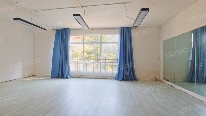 山水黔城半山别墅二手房实景图