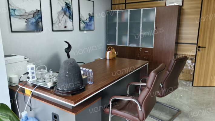 高新NEWORLD二手房实景图