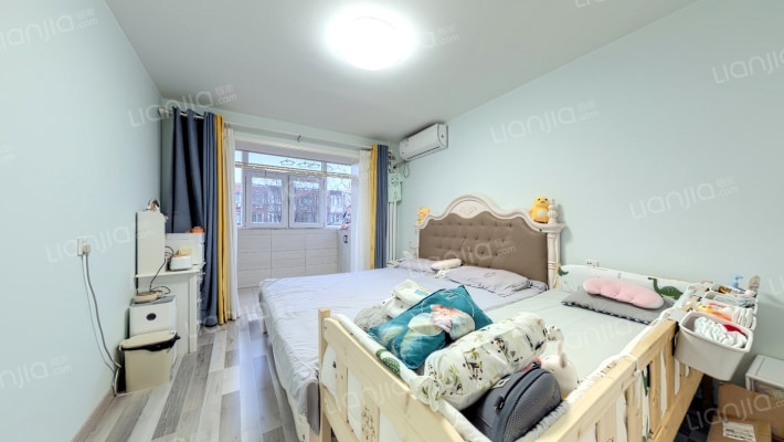 苇子坑22号院二手房实景图