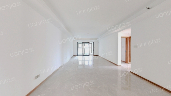 俊发城郁金苑二手房实景图