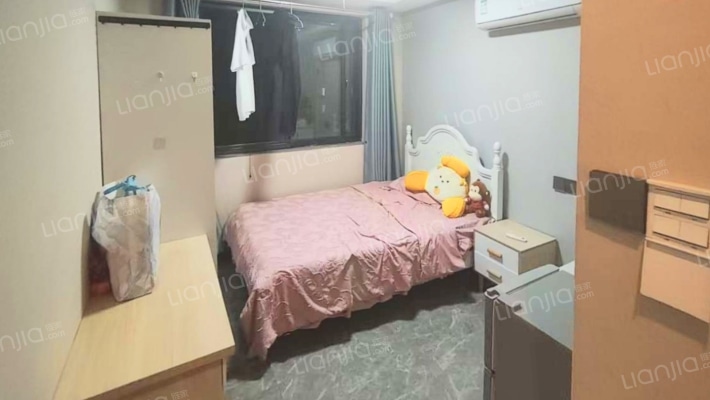 冠新佳苑二手房实景图