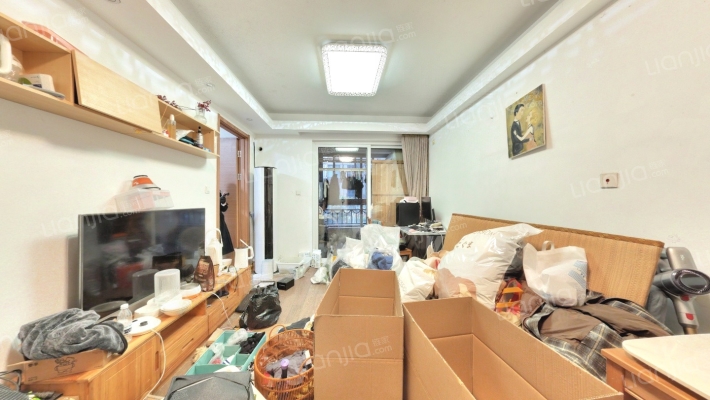 绿地海珀佘山二手房实景图