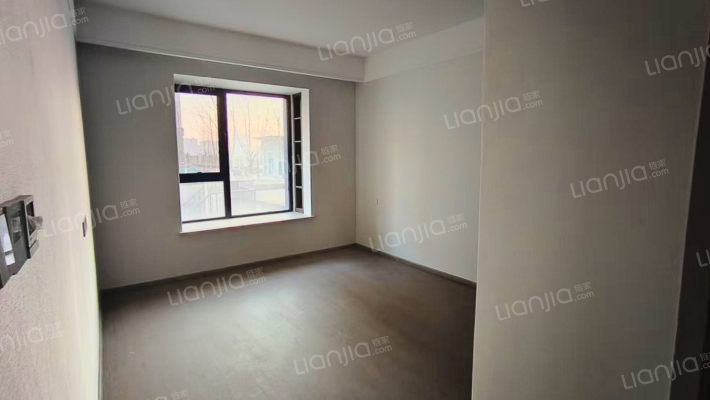 房子是个跃层装修好一天没住过集中供暖-卧室A