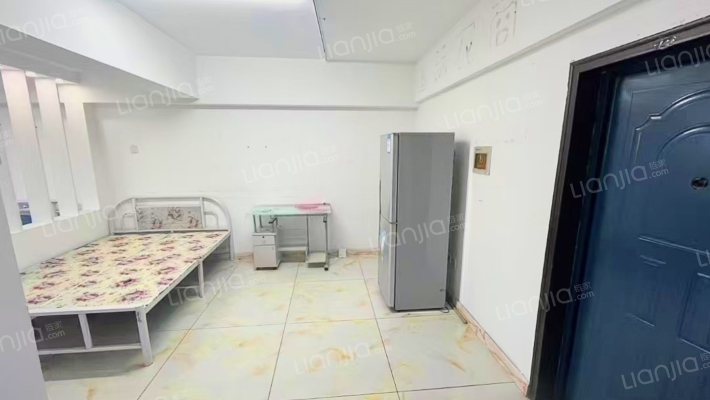 新东广场商务中心二手房实景图