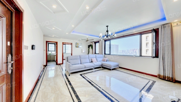 万科南湖春晓栖霞苑二手房实景图