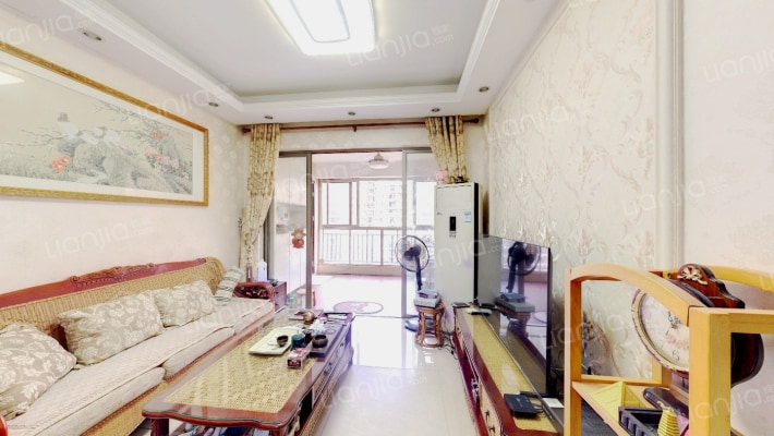 翡翠绿洲湖绣苑二手房实景图