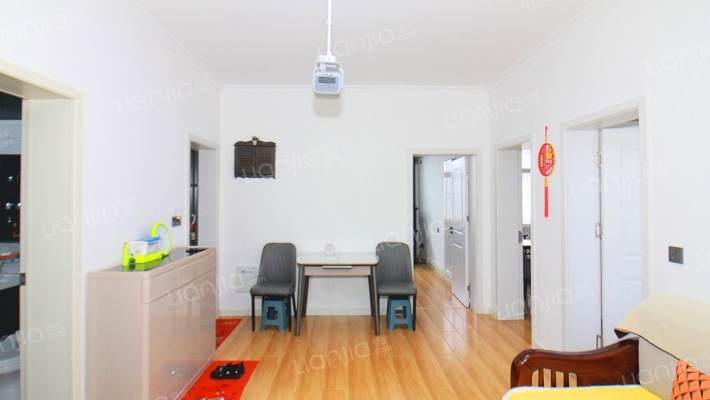 繁荣街二手房实景图