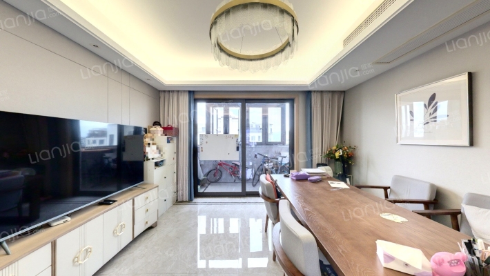 翡丽湾二手房实景图