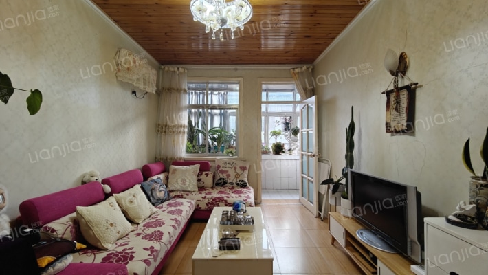 岱宗大街361号二手房实景图