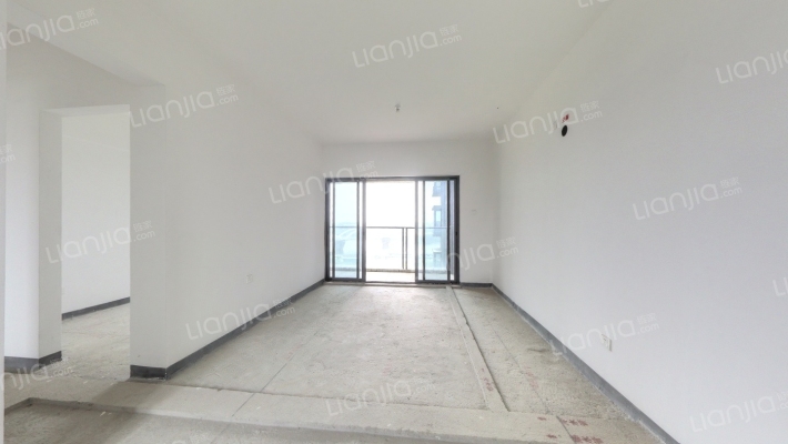 新鸿基珑汇二手房实景图