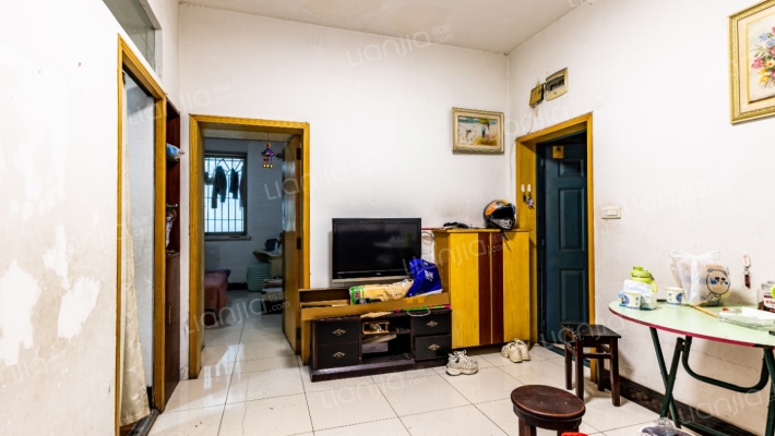 硝房沟右巷二手房实景图