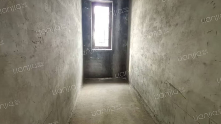 京都颐和城 4室2厅 南 北-卫生间C