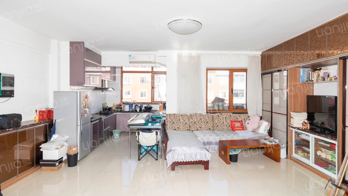 富贵山莊B区二手房实景图