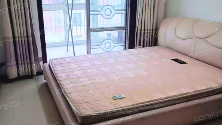 腾飞小区二手房实景图