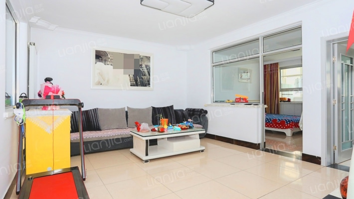 市一金属公司住宅楼二手房实景图