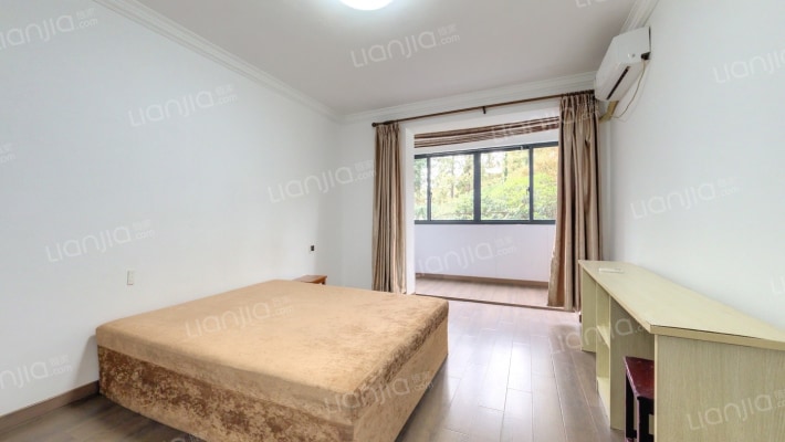 政立路830弄二手房实景图