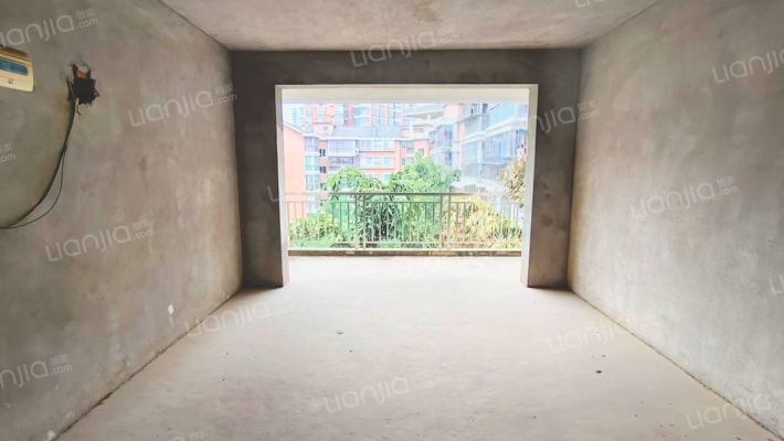 三元极第二手房实景图