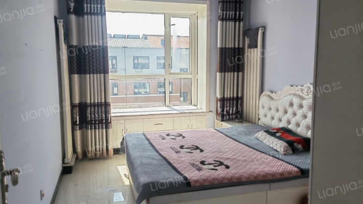 荣华苑小区二手房实景图