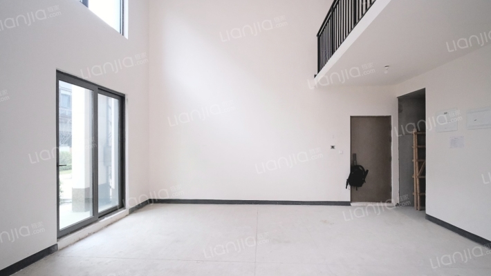 华侨城天澜美墅三期二手房实景图