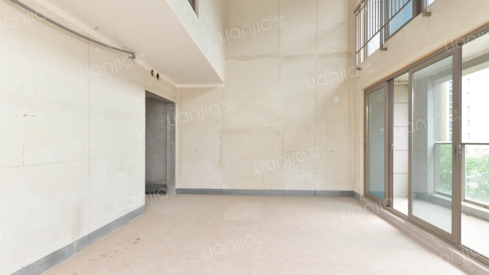 绿城春溪雲庐五期二手房实景图