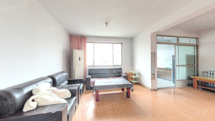 山东汽车齿轮总厂住宅楼二手房实景图