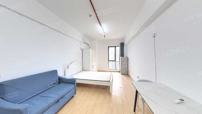 绿地缤纷广场二手房实景图