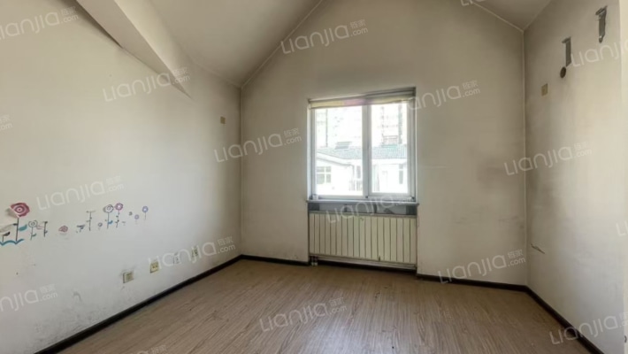 广安B区   复式楼  4居室   70年产权-卧室C