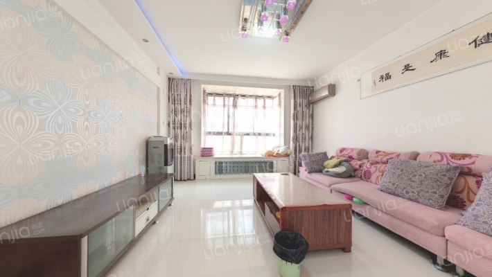 金地玫瑰公寓二手房实景图