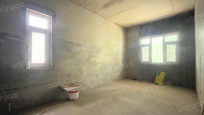 琉璃湖别墅 5室2厅 南 北-卧室A