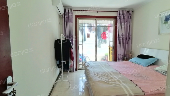 火车站 南北通透三居 精装 拎包入住-卧室A