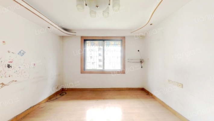 桂林橡胶设计院二手房实景图