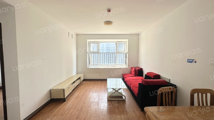 金陡山佳苑二手房实景图