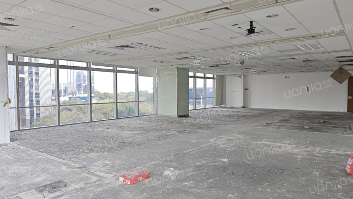 华贸大厦二手房实景图