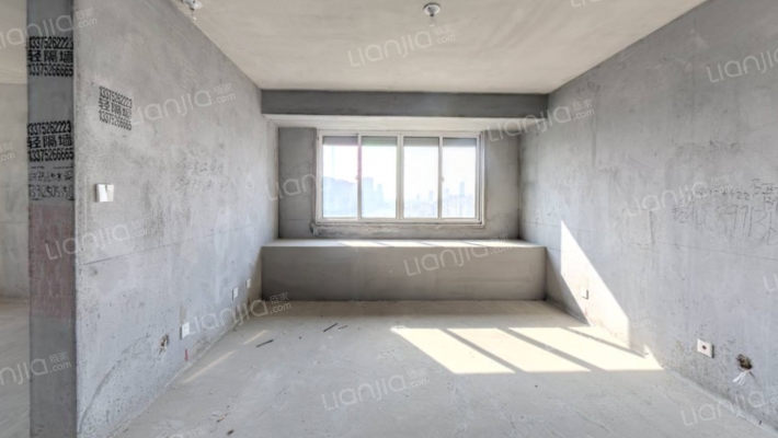 南国裕墅二手房实景图