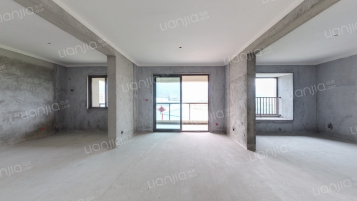 上坤中腾四季景苑二手房实景图